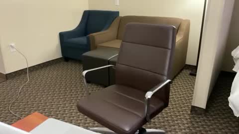 SlimnHungOH online show from December 12, 9:26 pm