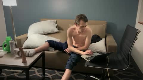 SlimnHungOH online show from December 15, 1:35 am