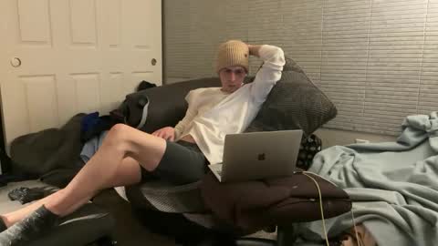 SlimnHungOH online show from December 25, 2:13 pm