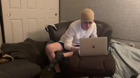 SlimnHungOH online show from December 26, 11:35 pm