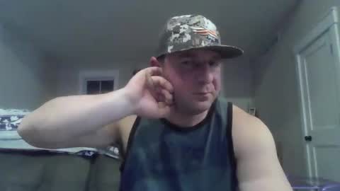 Snapshot of millertimenow34 chatting on January 11, 3:00 am millertime feet bigcock hairy straight muscles online show from January 11, 3:00 am