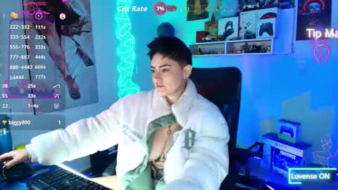 Snapshot of milley_rose chatting on September 19, 10:21 pm Im girl my name is Johana online show from September 19, 10:21 pm