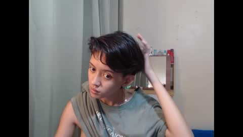 Im Milliedont forget to follow me online show from April 21, 1:42 am