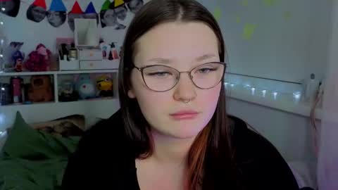 Millie online show from October 20, 6:03 am