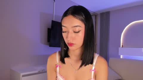 Snapshot of millieskinny_ chatting on January 17, 11:26 am Ana Maria online show from January 17, 11:26 am