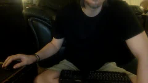 Snapshot of millionsmcgee chatting on February 11, 3:50 am Millions online show from February 11, 3:50 am