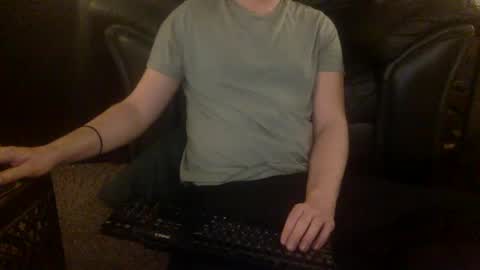 Snapshot of millionsmcgee chatting on February 16, 5:37 am Millions online show from February 16, 5:37 am