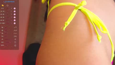 Snapshot of milly_01 chatting on January 10, 5:37 am Milly online show from January 10, 5:37 am