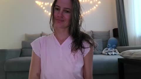 Snapshot of milly_browski chatting on September 16, 2:18 pm milly_browski online show from September 16, 2:18 pm