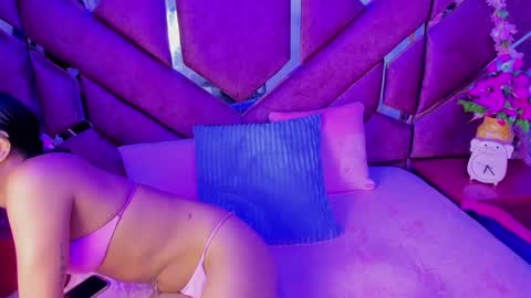 Milly Print online show from September 20, 3:18 am