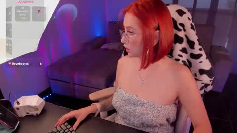 Monkey D Maddie online show from February 2, 10:41 pm