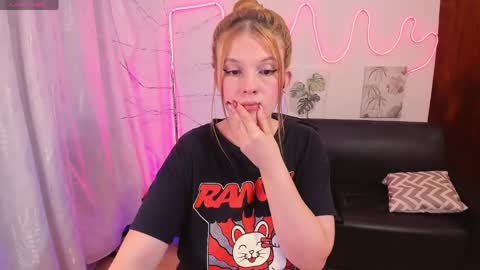 millysandlerr online show from May 1, 6:07 am