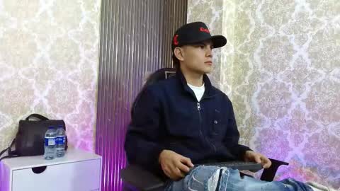 Snapshot of milo_tay1 chatting on March 29, 3:06 am milo_tay1 online show from March 29, 3:06 am