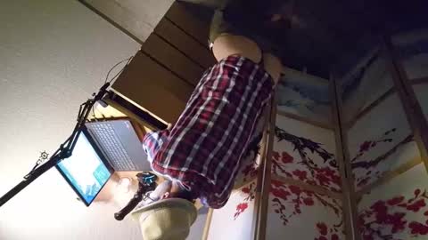 Milo online show from September 10, 6:08 pm