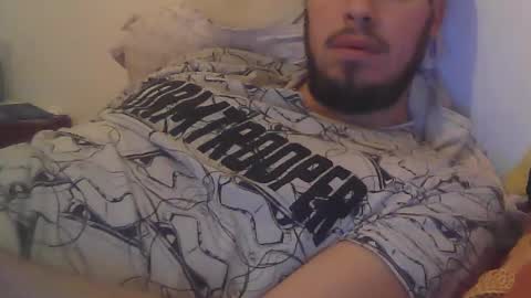 Snapshot of milowww1601 chatting on February 11, 5:37 am milowww1601 online show from February 11, 5:37 am