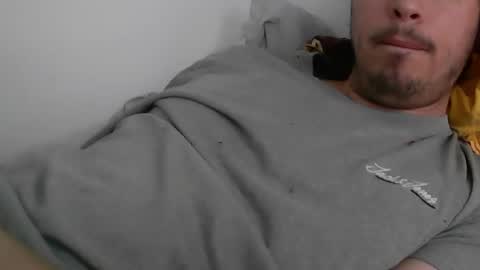 Snapshot of milowww1601 chatting on February 22, 2:30 pm milowww1601 online show from February 22, 2:30 pm