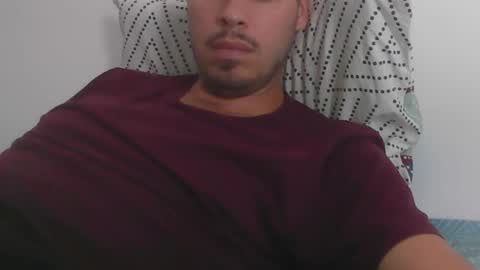 Snapshot of milowww1601 chatting on September 20, 9:21 am milowww1601 online show from September 20, 9:21 am