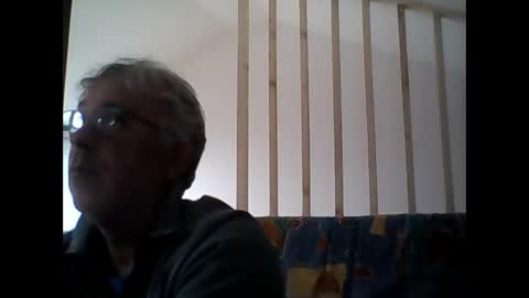 Snapshot of milu72 chatting on December 14, 12:55 pm milu72 online show from December 14, 12:55 pm