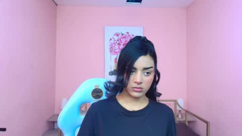 milu_carbajal_x online show from November 22, 8:08 pm