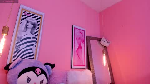 Snapshot of milu_carbajal_x chatting on March 13, 3:35 am milu_carbajal_x online show from March 13, 3:35 am