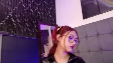 miluv19 online show from November 23, 7:46 pm