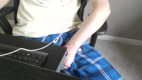 milwaukeebadger24 online show from April 3, 3:21 pm