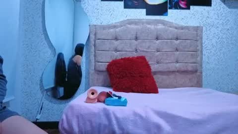 mily online show from July 4, 3:02 am