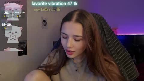 Snapshot of milyamess chatting on November 22, 3:22 pm Emily online show from November 22, 3:22 pm