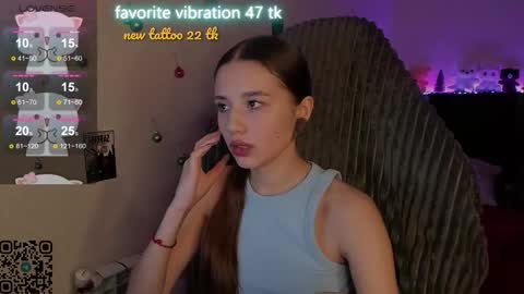 Snapshot of milyamess chatting on January 11, 6:24 pm Emily online show from January 11, 6:24 pm