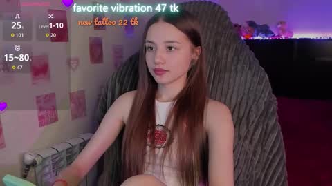 Snapshot of milyamess chatting on March 11, 7:31 pm Emily online show from March 11, 7:31 pm