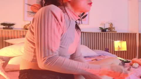 Milly  online show from December 24, 6:00 am