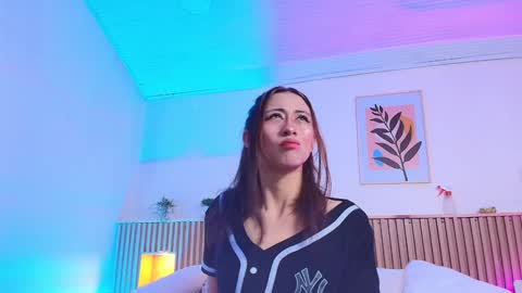 Milly  online show from December 28, 8:04 pm