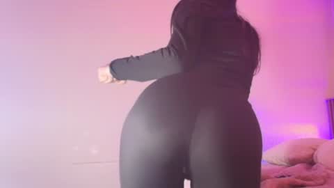 Milly  online show from December 31, 2:29 am