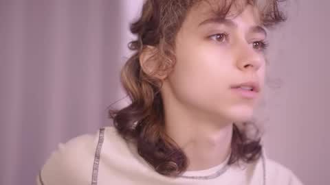 Snapshot of mimilicks chatting on October 6, 8:12 am IRIS online show from October 6, 8:12 am