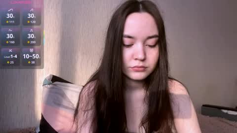 mimipurr online show from April 2, 3:15 am