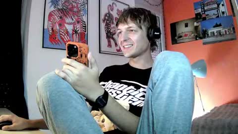 Snapshot of mimiro12 chatting on June 20, 12:30 pm mimiro12 online show from June 20, 12:30 pm