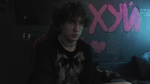 Max online show from October 22, 4:24 am