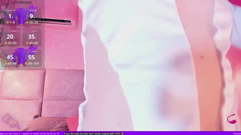 Minji online show from September 30, 6:24 pm