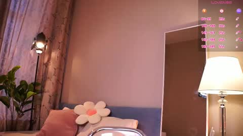 Frances  Next streams Thu Fri Sat 8am -  4pm GMT3 online show from September 26, 5:55 am