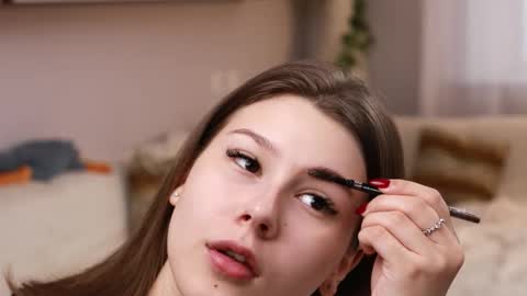 Snapshot of minditrelles chatting on October 5, 7:07 am Mindi online show from October 5, 7:07 am