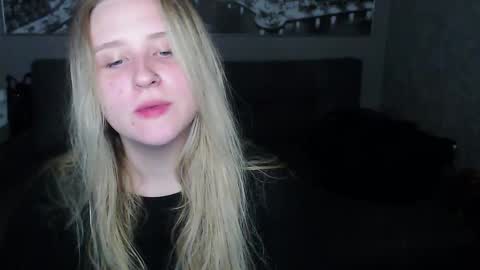 Snapshot of mindiys chatting on December 10, 12:06 am Mindiys online show from December 10, 12:06 am