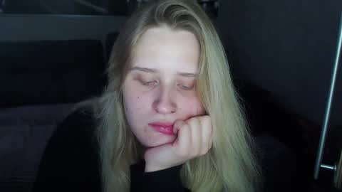 Snapshot of mindiys chatting on December 13, 5:38 am Mindiys online show from December 13, 5:38 am