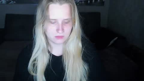 Snapshot of mindiys chatting on December 15, 9:31 pm Mindiys online show from December 15, 9:31 pm