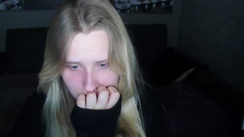 Snapshot of mindiys chatting on December 16, 2:04 am Mindiys online show from December 16, 2:04 am