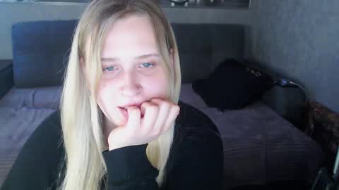 Snapshot of mindiys chatting on December 20, 6:08 am Mindiys online show from December 20, 6:08 am