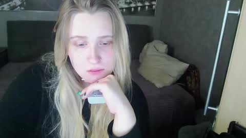 Snapshot of mindiys chatting on January 19, 12:49 am Mindiys online show from January 19, 12:49 am