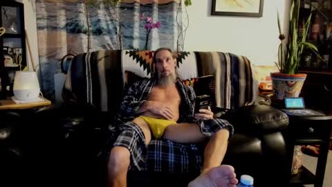 Snapshot of mindphuk chatting on March 11, 2:43 am mindphuk online show from March 11, 2:43 am