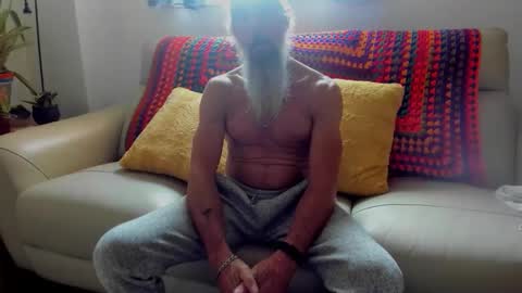 mindphuk online show from April 24, 6:32 pm