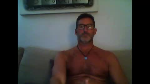 Snapshot of mindthestep chatting on January 26, 11:39 pm MIND online show from January 26, 11:39 pm