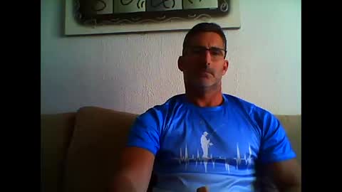 Snapshot of mindthestep chatting on May 4, 2:13 pm MIND online show from May 4, 2:13 pm